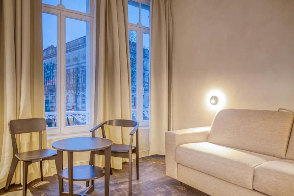 Chic 3p Retreat In Heart Of
